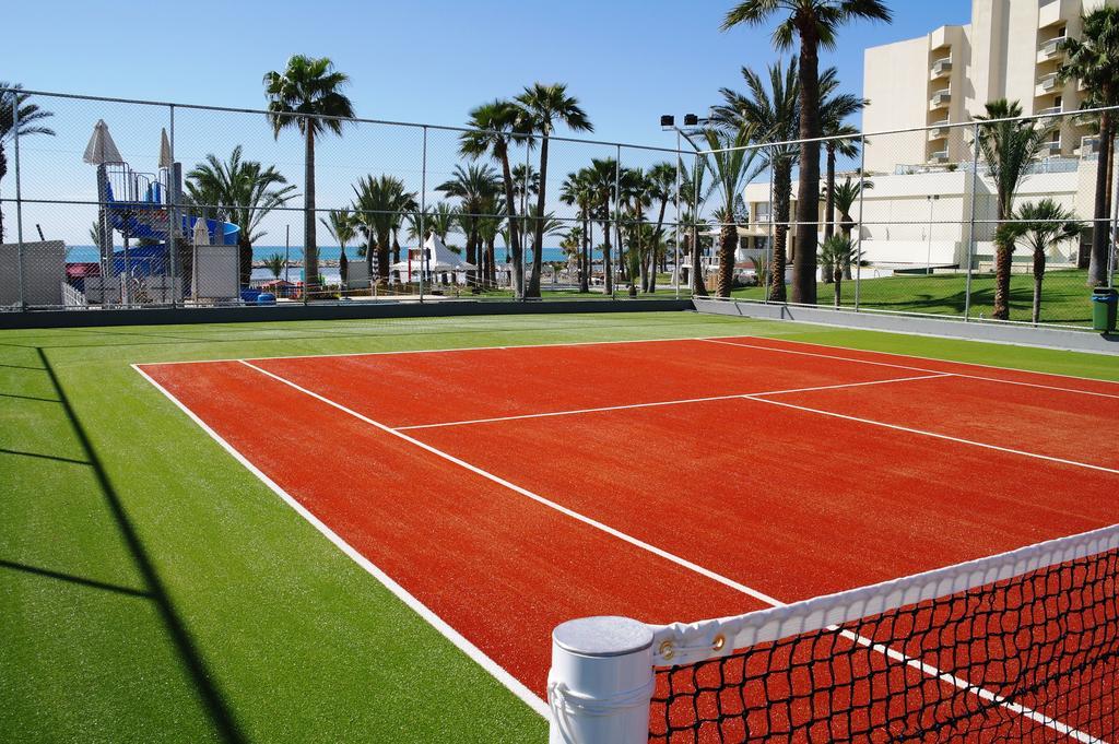 Golden Bay Beach Hotel Larnaca Exterior photo